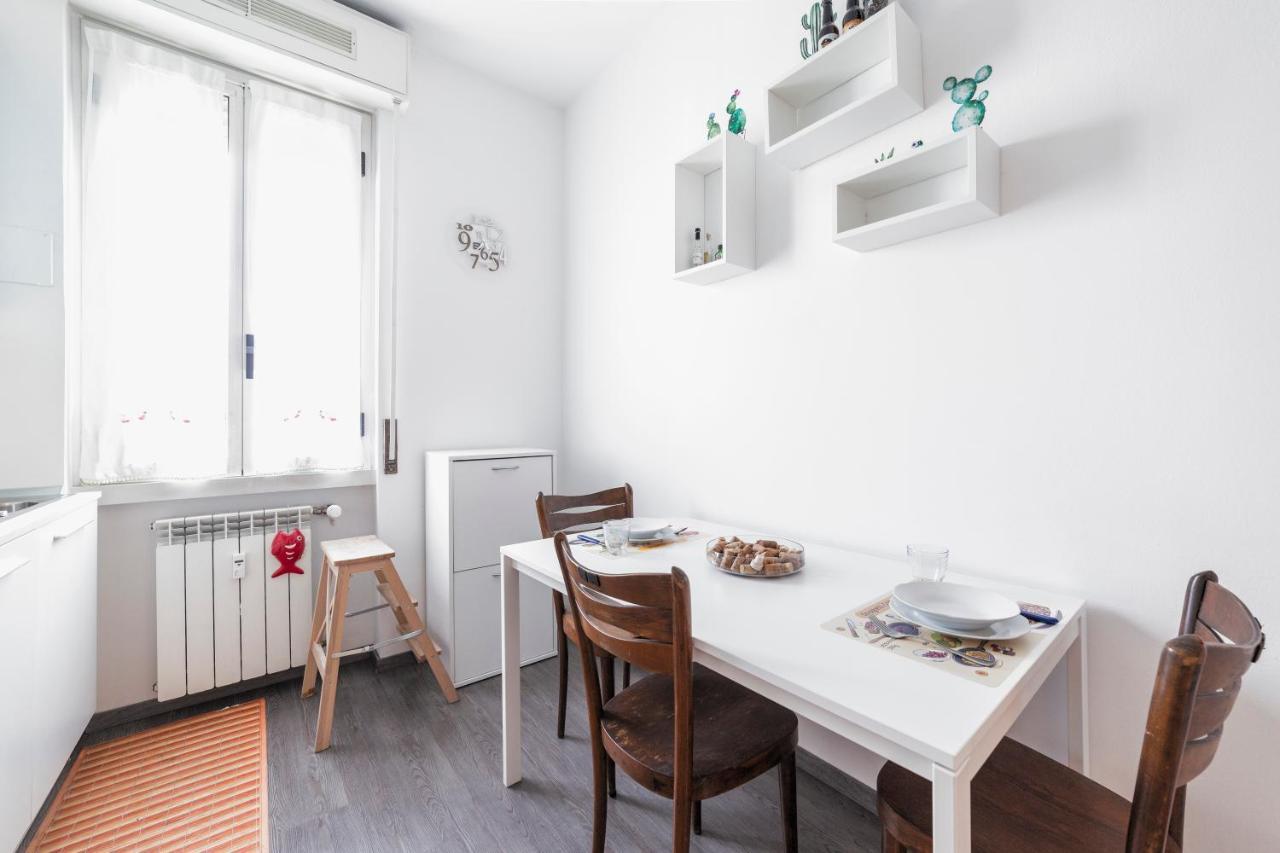 Precotto Comfortable Flat With Balcony Apartment Milan Bagian luar foto